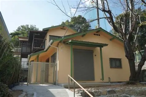 雲雀丘拠点（女性寮）の建物外観