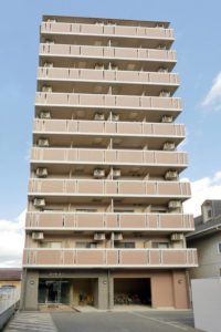 十三拠点の建物外観